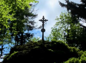 Gipfelkreuz am Drei Wappen bei Čerchov Joggingtour am 18.05.2013